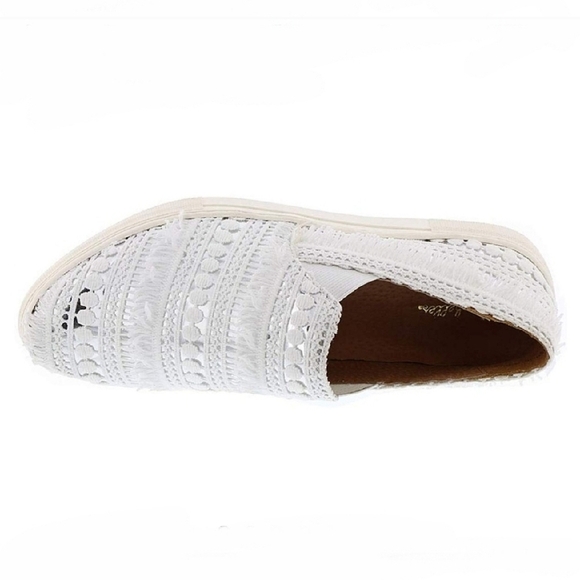Darling Fringed Seychelles White Slip-On Sneaker - Picture 4 of 7